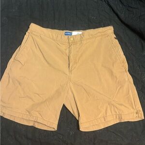 Old Navy Men's khaki Flat Front Shorts